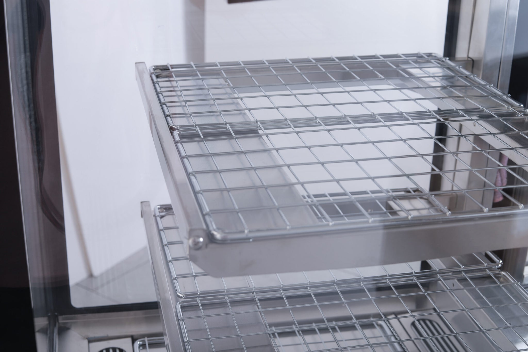 Anvil NDHV3720 - 600mm Hot Square Glass Display - 3 Tier