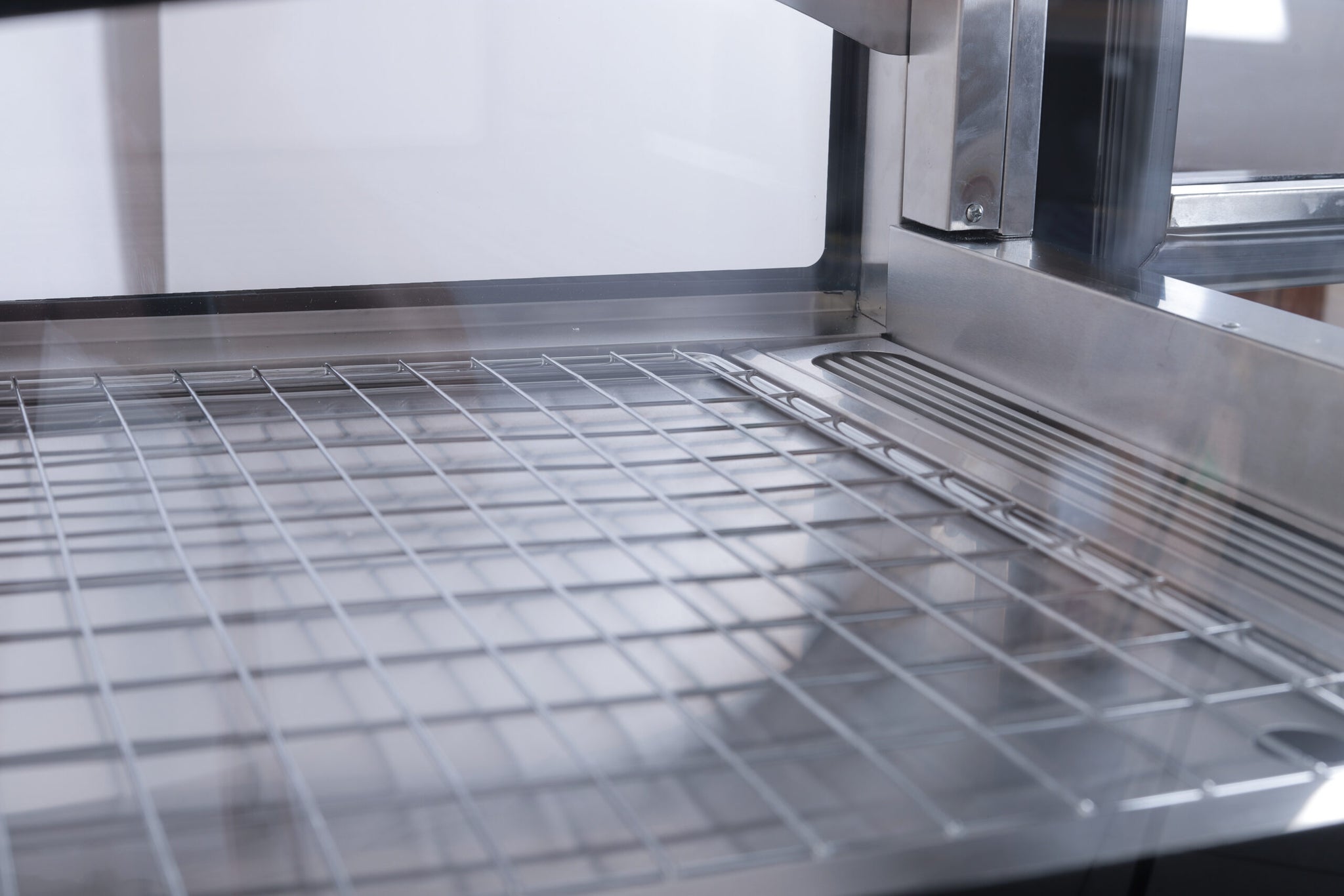 Anvil NDHV3720 - 600mm Hot Square Glass Display - 3 Tier