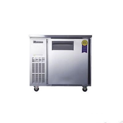 Everest B090C-1FOOS-E Side Mount Undercounter Freezer - 177L