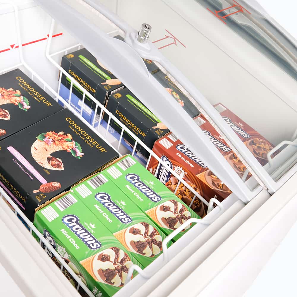Bromic - Display Chest Freezer - 176L - Curved Glass Top