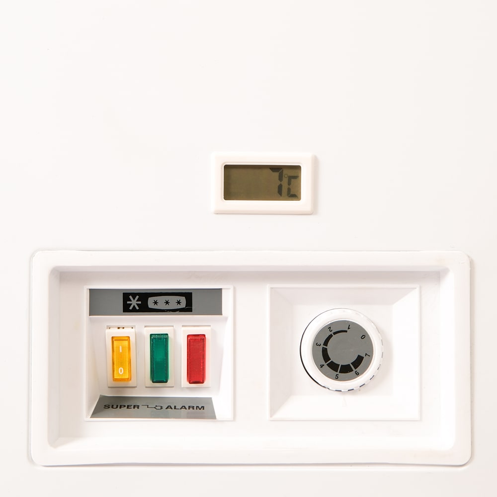 Bromic CF0300FTSS-NR Flat Stainless Steel Top Chest Freezer 296L