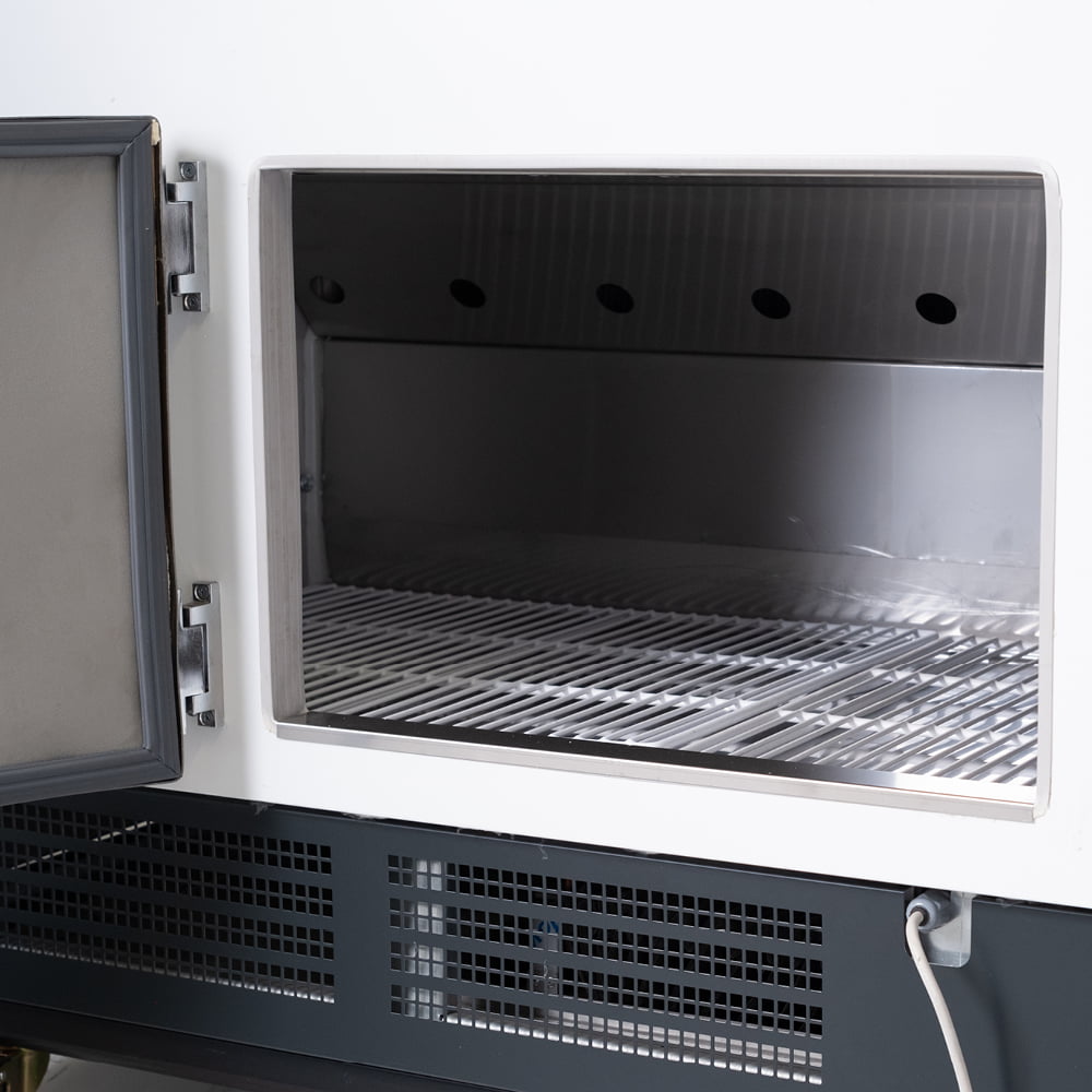 Bromic - Curved Glass Deli Display - 1330mm