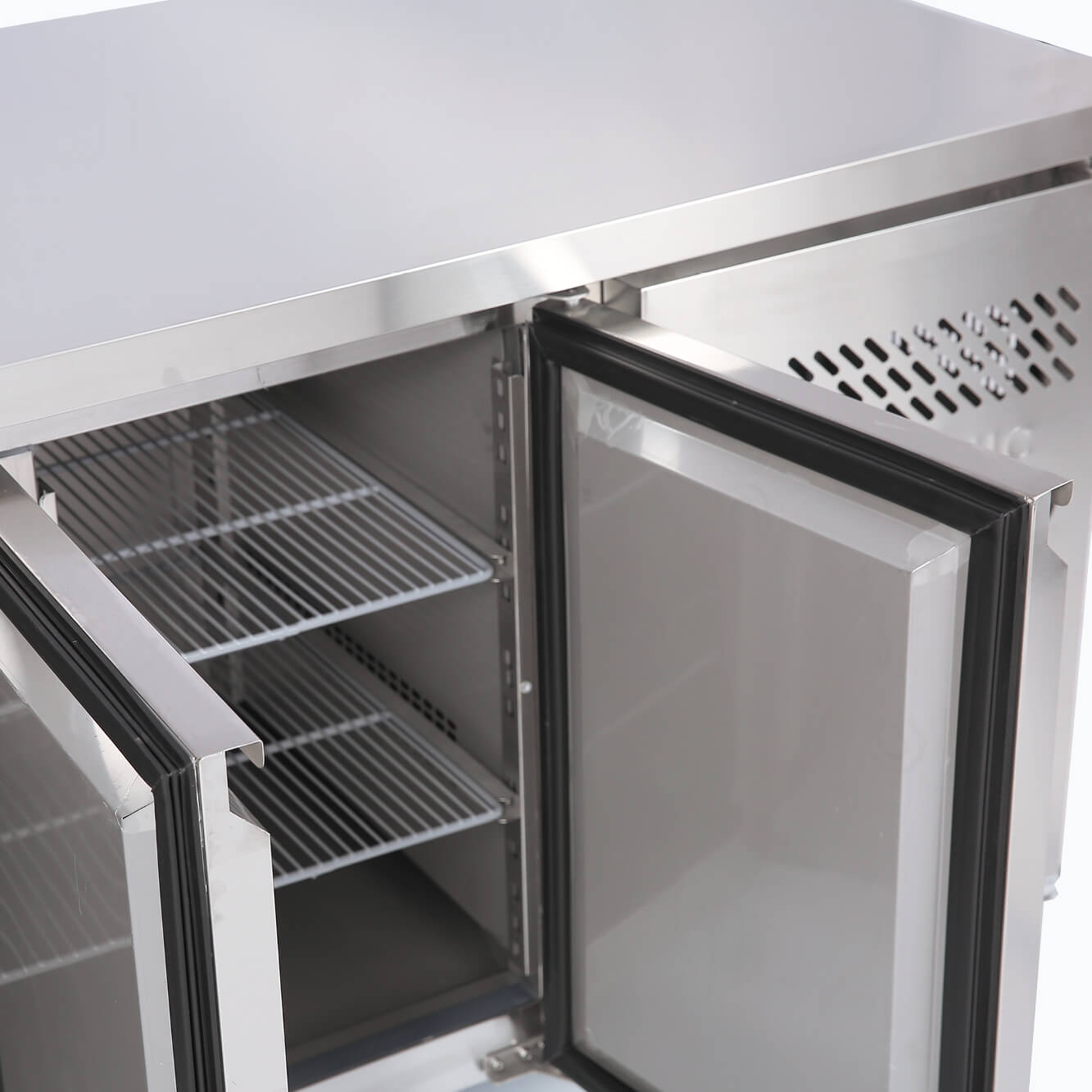 Bromic - Under Bench Freezer - 417L - 3 Doors - Stainless Steel