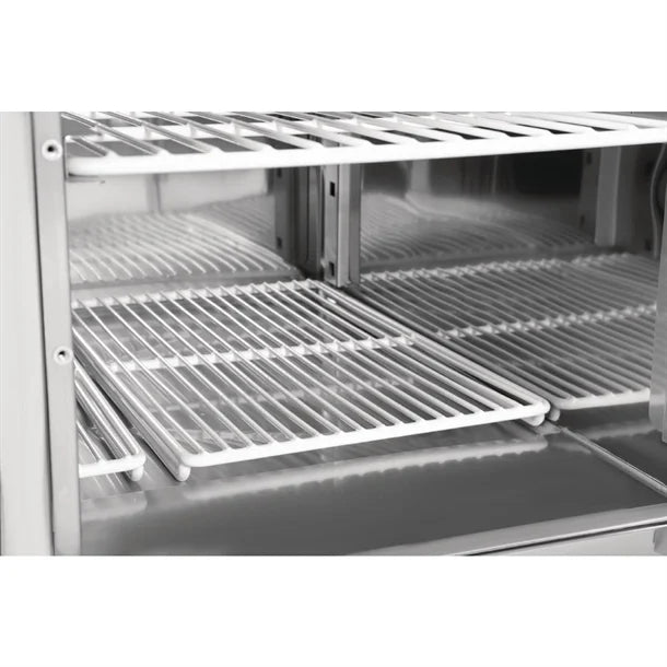 Polar G-Series Saladette Counter Fridge 368Ltr - 235W. 4GN countertop. R600a
