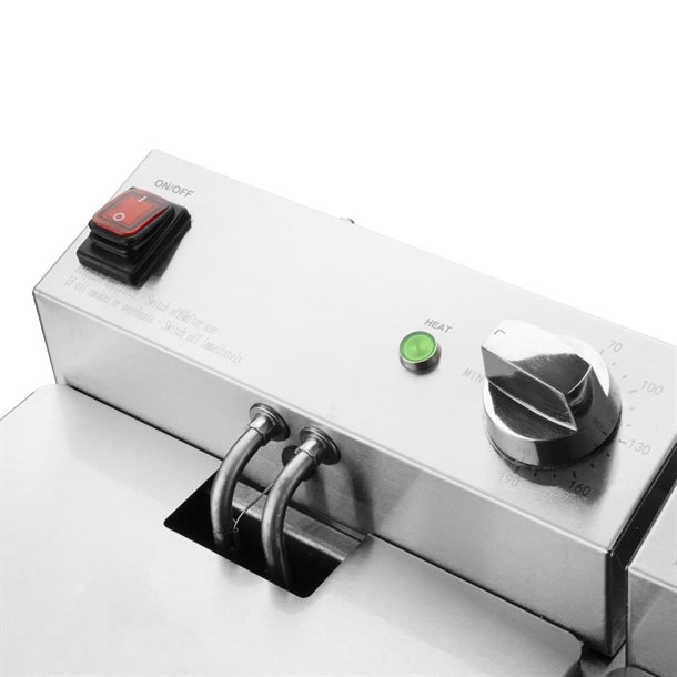 Apuro Twin Tank Fryer - 2x5Ltr - 2x2.8kW - 2x2.8kW. Oil Capacity:2x5Ltr