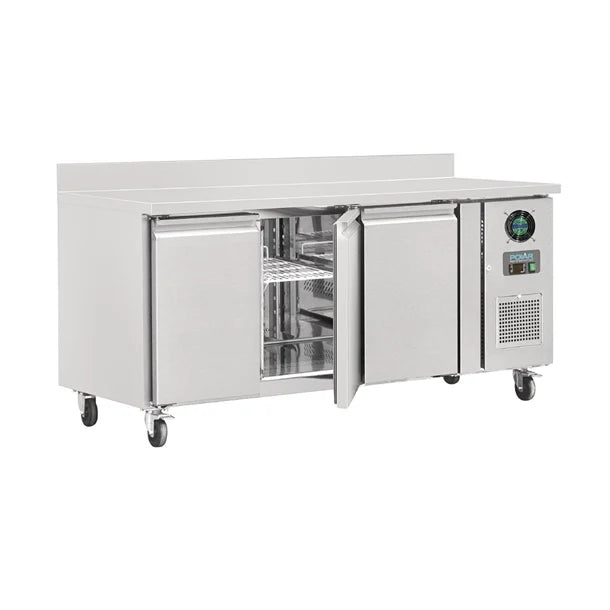 Polar U-Series Triple Door Counter Freezer with Upstand 417Ltr - 750W. Total usable capacity: 358 Ltr. R290