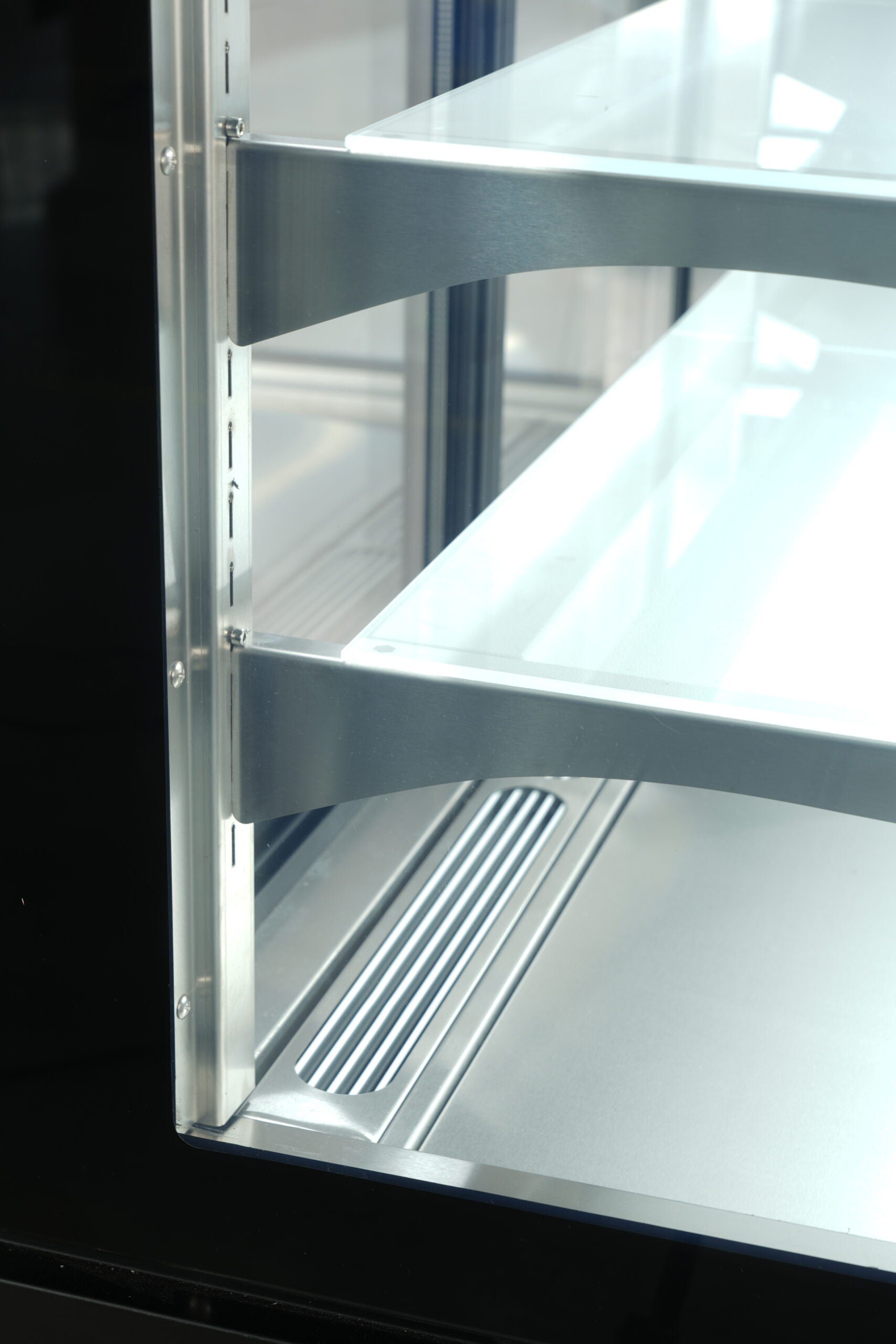 Anvil NDSS38 Salad/ Cake Display 3 Tier