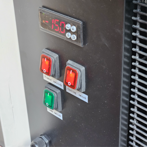 Exquisite IC16T – 16 Tubs Ice Cream Scooping Freezer