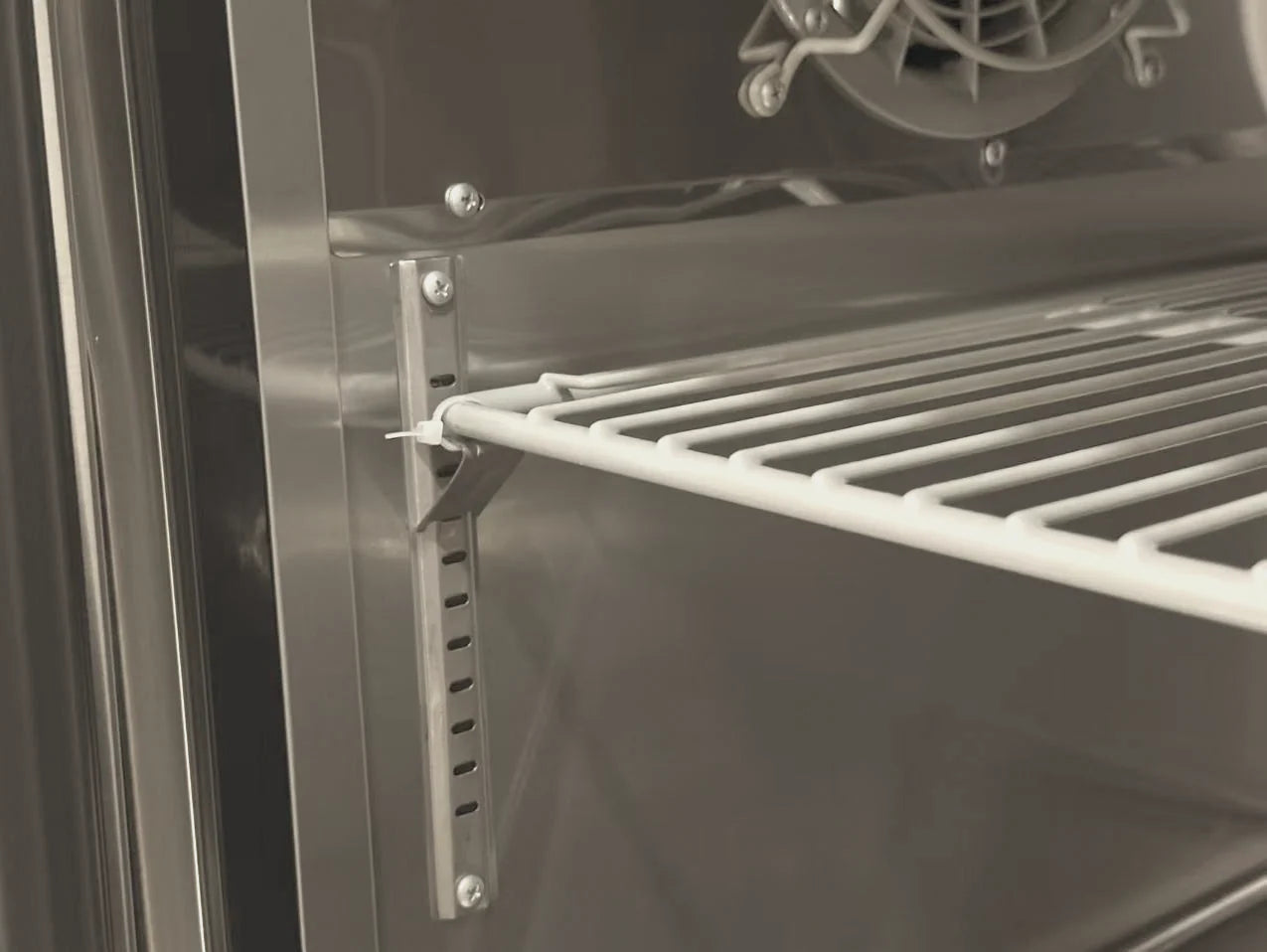 Under Counter Refrigerator - 1 door - HS9-1RG-N