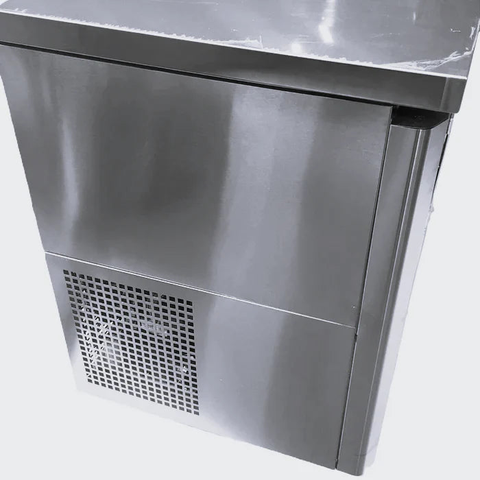 Turbo Air Under Bench Solid Door / KUR12-2S-N / 600mm deep