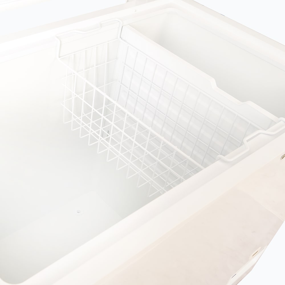 Bromic CF0300FTSS-NR Flat Stainless Steel Top Chest Freezer 296L