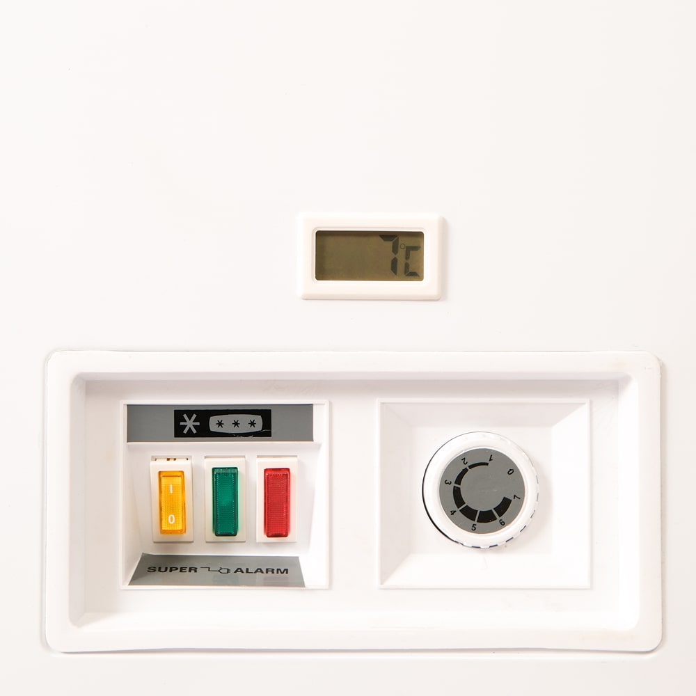 Bromic CF0700FTSS-NR Flat Stainless Steel Top Chest Freezer 675L