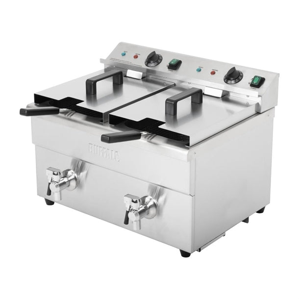 Apuro Twin Tank Induction Fryer - 2x7.5ltr - 2x3kW - 2x3kW. Oil Capacity 2x 7.5Ltr