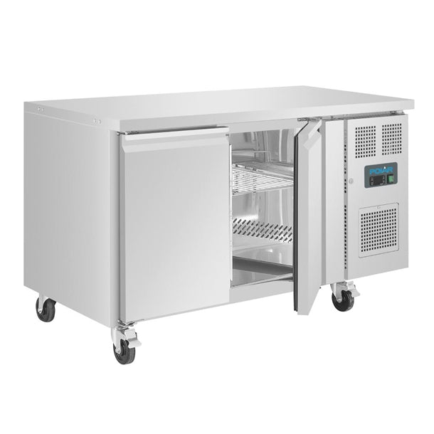 Polar U-Series Double Door Counter Freezer 282Ltr - 750W. Total usable capacity: 282 Ltr. R290