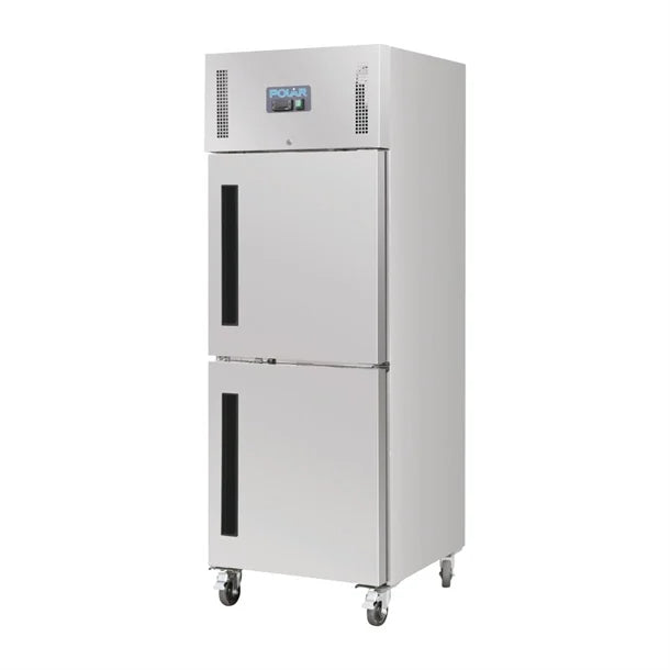 Polar G-Series Gastro Fridge Stable Door Upright 600Ltr - 300W. Total usable capacity: 376 Ltr