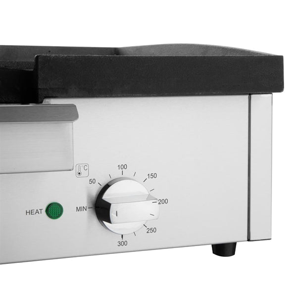 Apuro Extra Wide Cast Iron Griddle - 15amp. 3kW. Width: 615mm