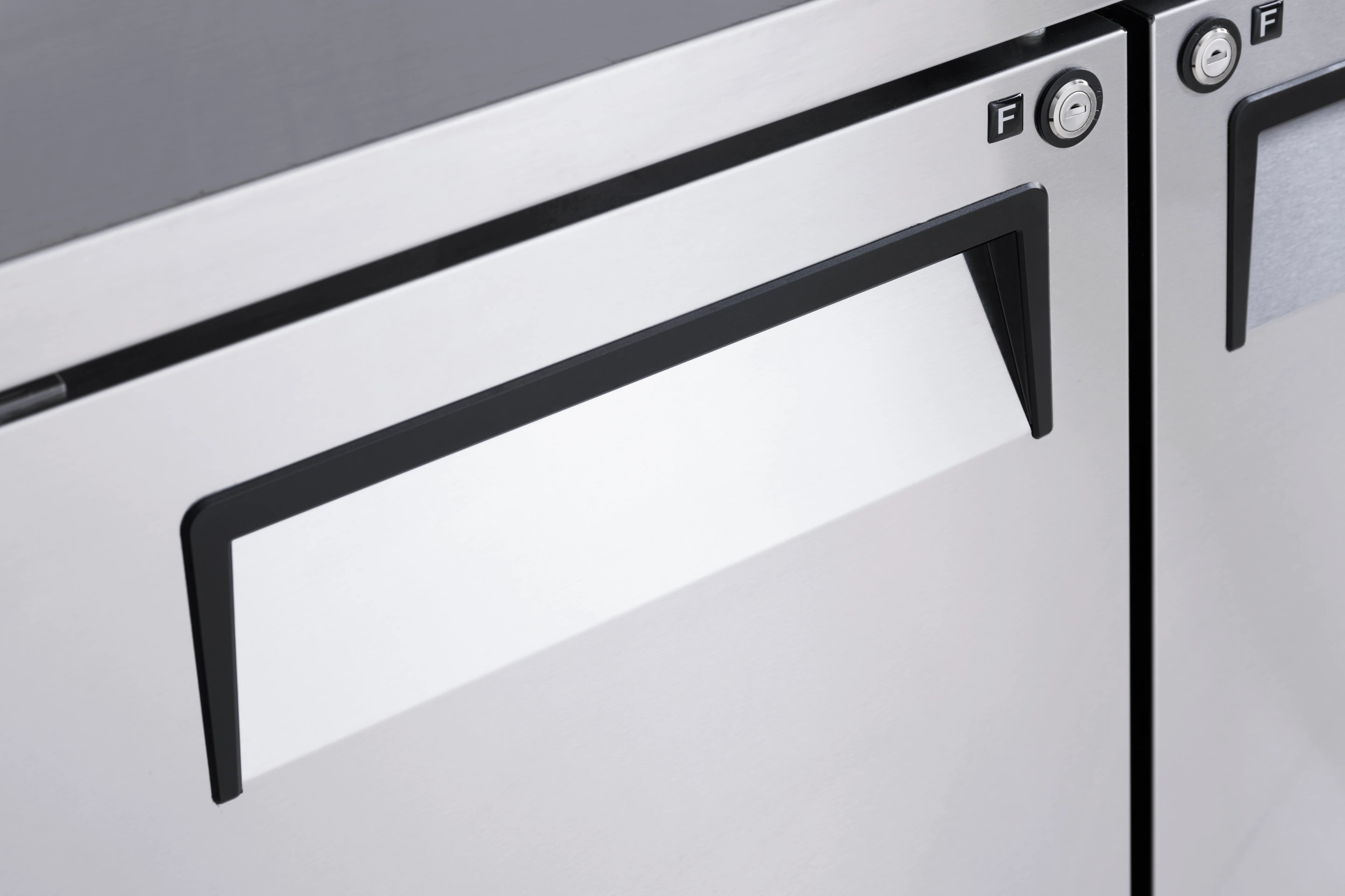 Turbo Air KUF12-2D-2-N Underbench Drawer Freezer handle